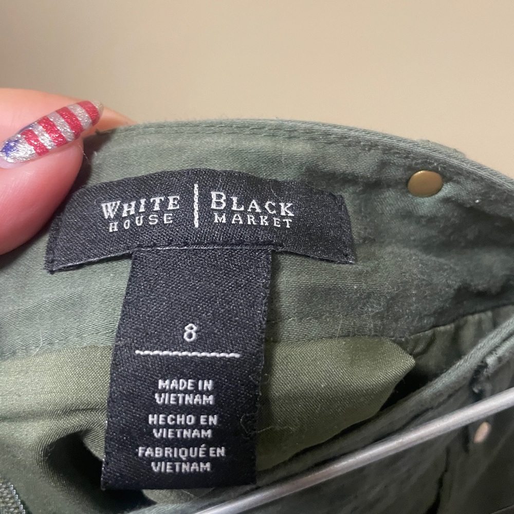 WHBM skirt - size 8, EUC